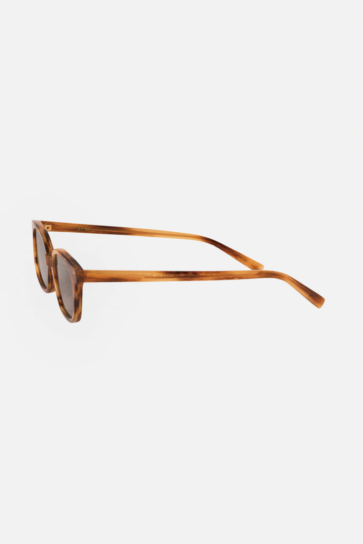 CALIBRE 02