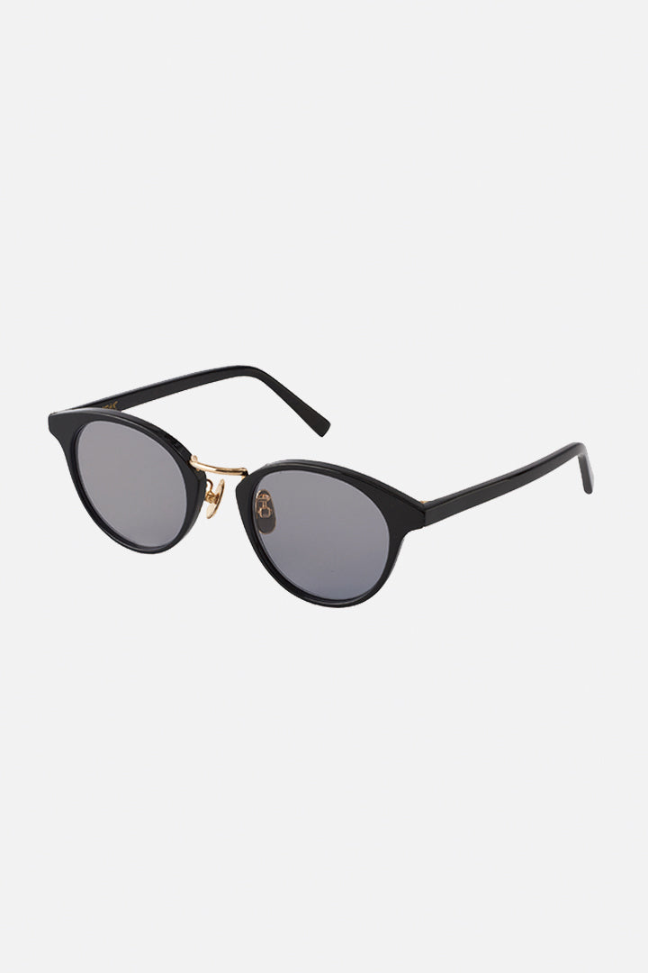 NEW.サングラス EDDIE クリアーグレー 人気モデル NEW.サングラス EDDIE クリアーグレー 人気モデル NEW