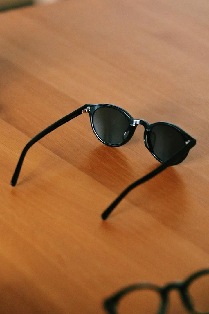 A.D.S.R. STEFAN01 ブラック サングラス STEFAN 01(Black) – A.D.S.R.