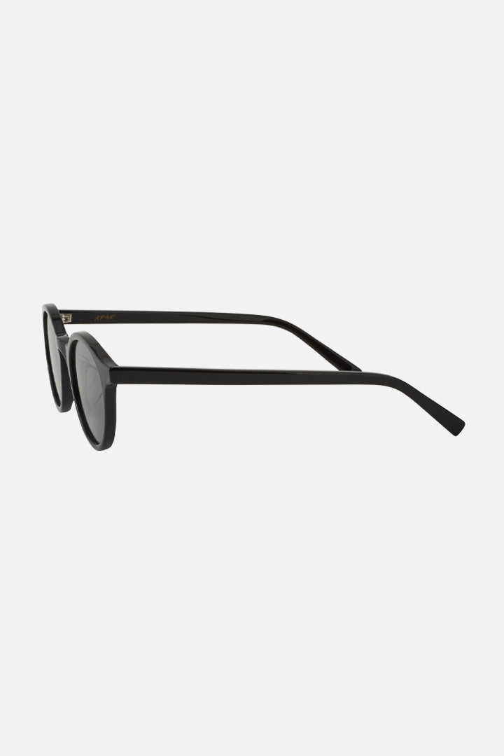 STEFAN 01(Black)