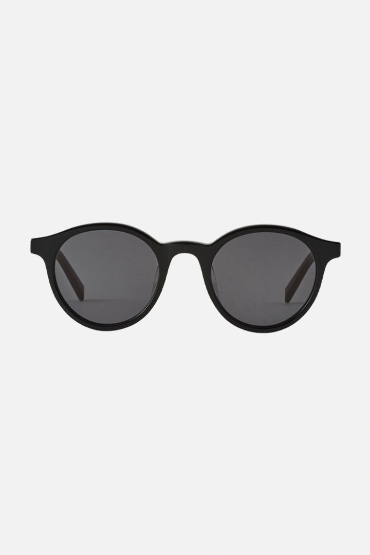 STEFAN 01(Black)